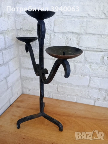 Стар свещник от ковано желязо, снимка 3 - Други ценни предмети - 53207824