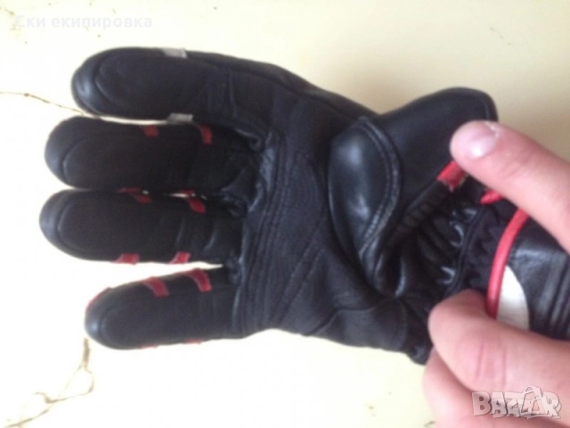 Продавам състезателни ръкавици REUSCH WC размер №7 FIS NORM 99лв, снимка 4 - Зимни спортове - 52088129