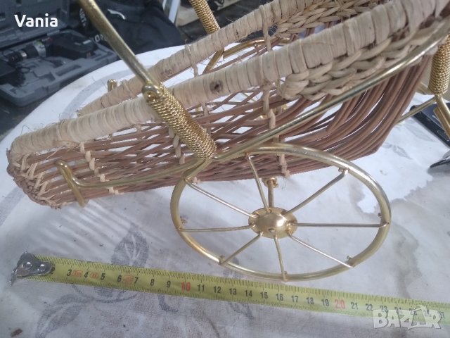 Поставка за вино , снимка 3 - Декорация за дома - 43410431