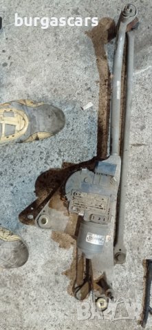 Механизъм чистачки Audi A8 D3 - 200лв, снимка 2 - Части - 36913099