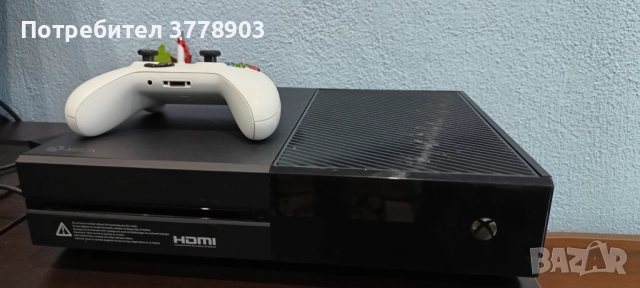 Продавам Xbox One с контролер и захранване, снимка 2 - Xbox конзоли - 52553624