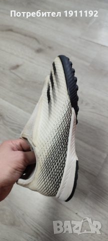 Adidas. Футболни обувки, стоножки. 37