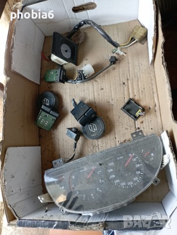 Сузуки Суйфт на части-бензин-1996 г, снимка 4 - Аксесоари и консумативи - 38854883