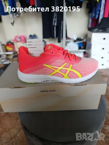 Нови маратонки Asics, снимка 2 - Маратонки - 49644136