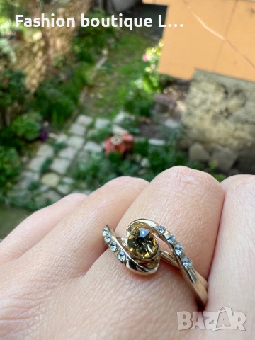 Златен пръстен с блестящи камъчета ❤️, снимка 4 - Пръстени - 52413486