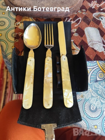 Български комплект за хранене соц , снимка 3 - Антикварни и старинни предмети - 53474651