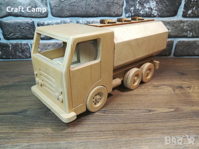 Дървен макет на камион - Цистерна – Craft Camp, снимка 3 - Коли, камиони, мотори, писти - 44115789