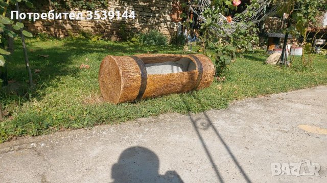 Градински кашпи от щампован бетон имитиращи дърво, снимка 11 - Саксии и кашпи - 38594886
