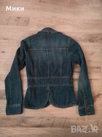 Дамско дънкено яке, снимка 2 - Якета - 28070991