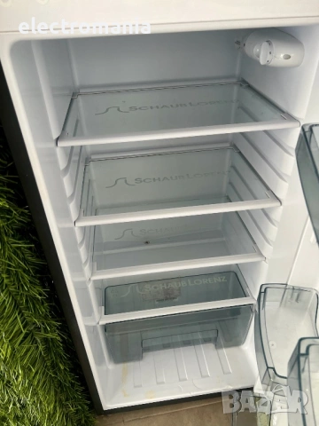 хладилник с отделна камера Schaub Lorenz SL210B DD, снимка 7 - Хладилници - 53072426