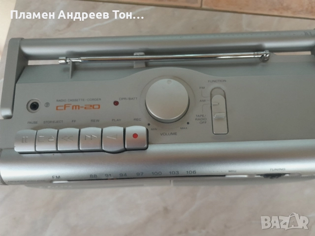 Радио касетофон SONY cFm-20, снимка 2 - Радиокасетофони, транзистори - 52432362