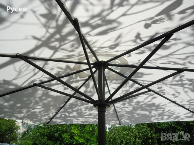 Градински чадър 3м. диаметър, снимка 4 - Градински мебели, декорация  - 51021151