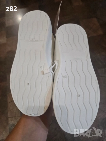 Нови маратонки унисекс 30 номер, снимка 4 - Детски маратонки - 51828581