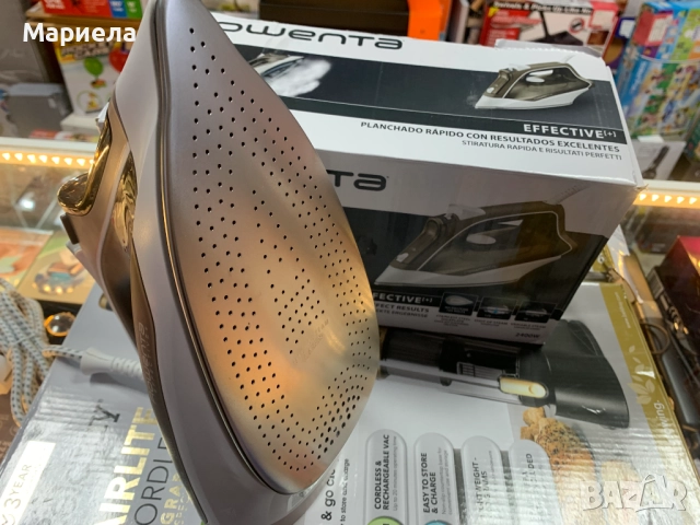 Парна ютия Rowenta DX1635, 2400W, 250мл, снимка 2 - Ютии - 51756137