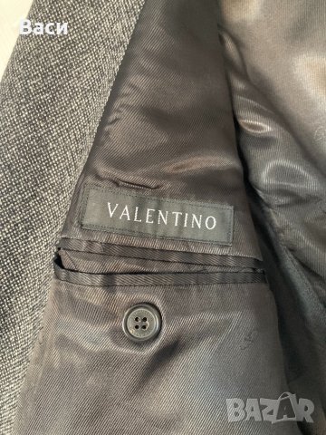 Valentino оригинално палто, снимка 6 - Палта - 43581710