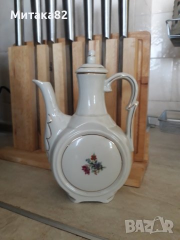 Порцеланов чайник, снимка 2 - Сервизи - 40541701