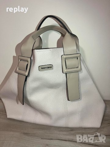 Дамска чанта тип торба + колие + брошка, снимка 3 - Чанти - 43947602