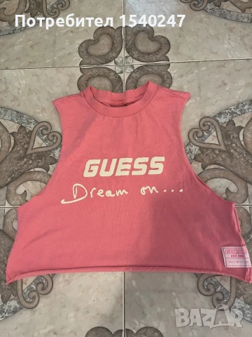 Дамски топ Guess