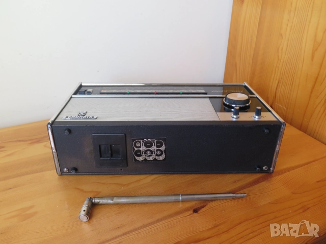 Grundig Yacht Boy Radio 210, снимка 10 - Радиокасетофони, транзистори - 52438278