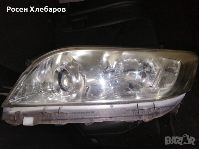 Продавам фарове за Тойота Рав4