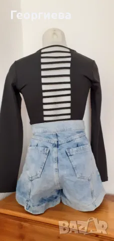 Лот от блуза с къси панталони, снимка 3 - Къси панталони и бермуди - 50091611