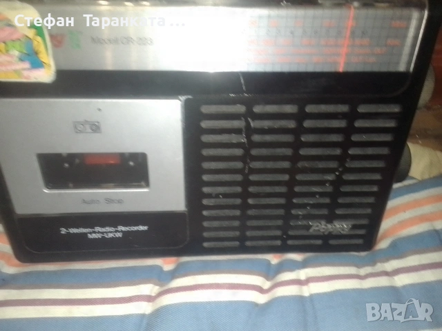 Радио касетофон , снимка 3 - Радиокасетофони, транзистори - 53128075