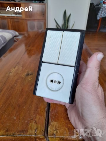 Стар електрически ключ и контакт, снимка 4 - Други ценни предмети - 32489691