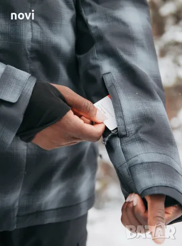 Burton Dunmore, S, ново оригинално мъжко ски/сноуборд яке, снимка 2 - Зимни спортове - 47417815