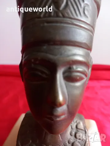 Стара Египетска Масивна Бронзова Статуетка НЕФЕРТИТИ, снимка 5 - Антикварни и старинни предмети - 48400824