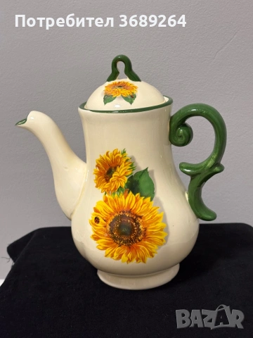 Порцеланов чайник