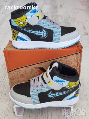 РАЗПРОДАЖБА! -20% на Атрактивни детски високи кецове със Спайдърмен, снимка 1