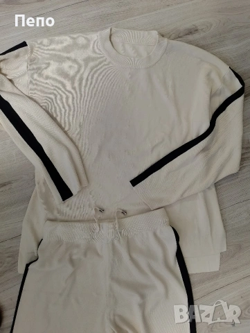 Дамски екип, снимка 4 - Комплекти - 53579899