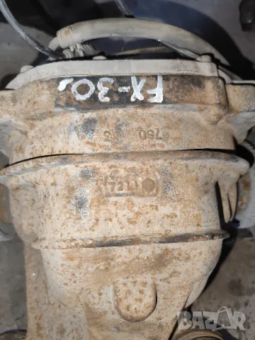 Заден диференциал 
Infinity FX30s
2013, снимка 3 - Части - 48400502