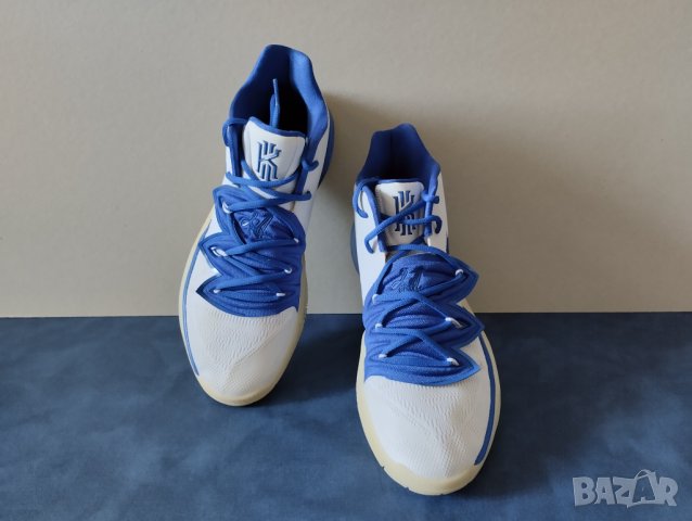 Намалени Nike Kyrie 5 White Blue "Glow In The Dark" Мъжки Маратонки Номер 44,5 / 29,5, снимка 4 - Маратонки - 40636440