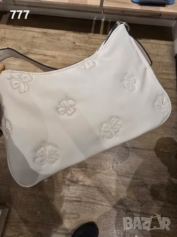 дамска чанта 