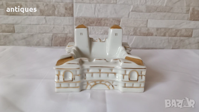 Порцеланов пепелник - Баба Вида - Завод Сталин Видин - 1960г