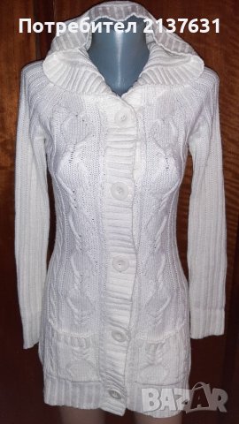 ДАМСКА плетена Бяла ЖИЛЕТКА с Качулка - Размер S 