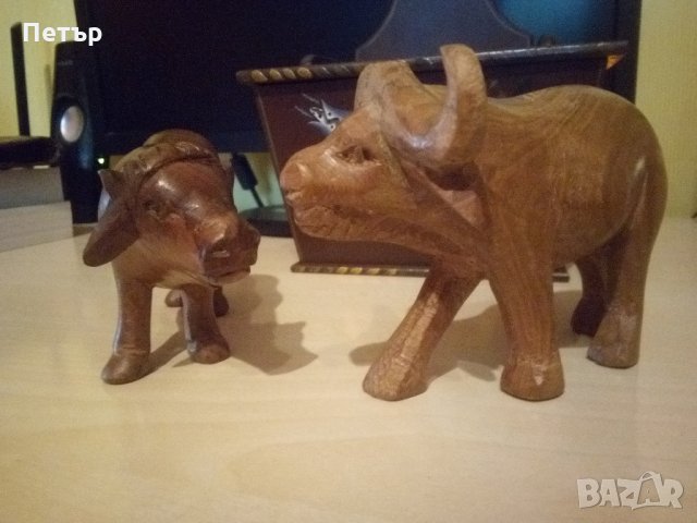 Дървени фигури на биволи, снимка 1 - Декорация за дома - 27410570