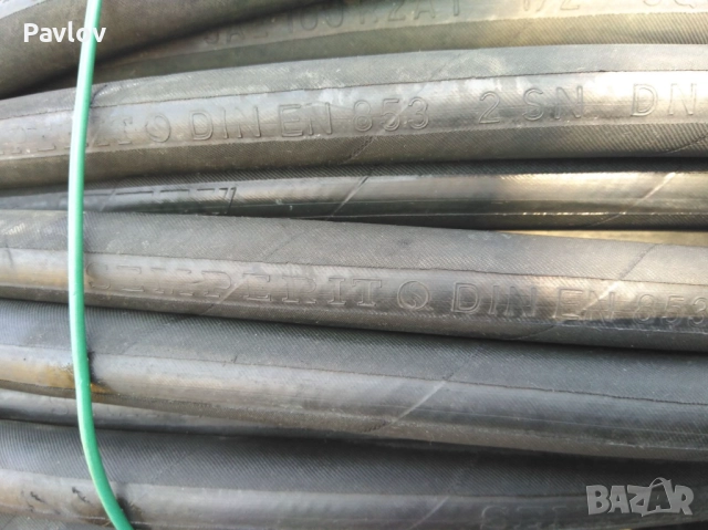 Semperit  1/2 и  5/8 DIN EN 853  250Bar, снимка 2 - Други машини и части - 51870907