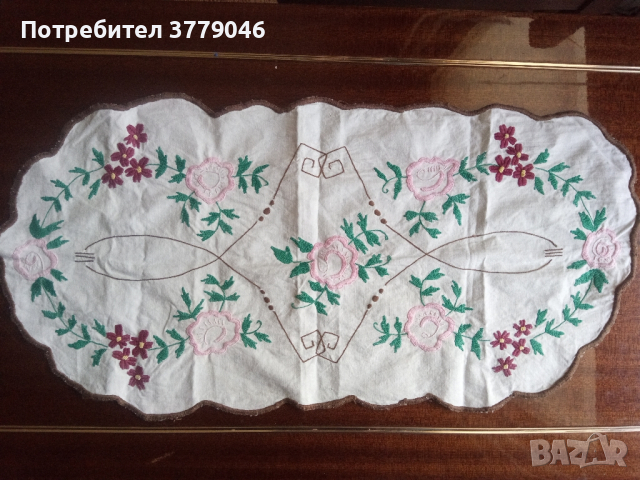 Каре с ръчна бродерия от социализма , снимка 10 - Антикварни и старинни предмети - 44906357