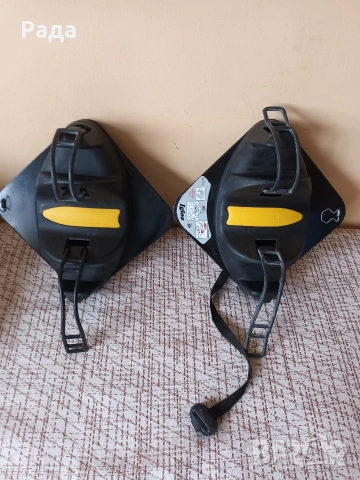 Магнитен багажник за ски Igloo