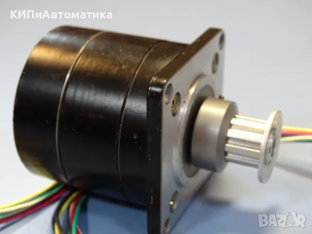 Стъпков мотор VEXTA 2892-9212 stepping motor 2-phase 24VDC, снимка 4 - Резервни части за машини - 48767312