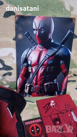 Колекционерски фенски комплект Дедпул Стилбук,Шапка,Карти и Метална табела, снимка 2 - Blu-Ray филми - 53500471