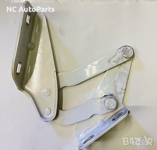 Панта за преден капак лява бяла за Iveco Ивеко Дейли 56087046 2011