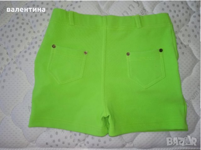 Неонови къси панталони , снимка 2 - Панталони - 26295212