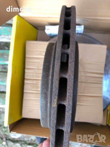 Оригинални задни дискове и накладки за BMW e46(БМВ е46) 330, снимка 4 - Части - 35031359