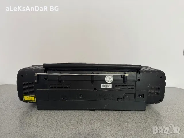 Радио касетофон Sony cfd-60l , снимка 5 - Радиокасетофони, транзистори - 48550095