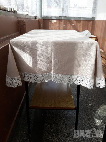 Комплекти каренце със салфетки, покривка със столовка (изцяло ръчна изработка)  , снимка 4 - Декорация за дома - 15088842