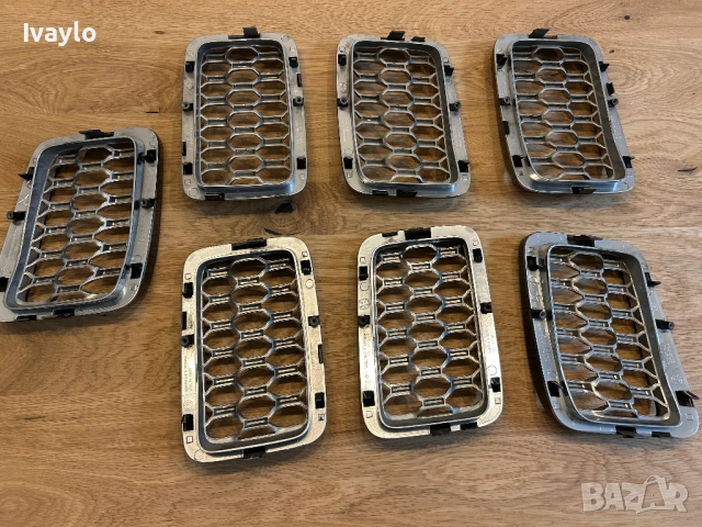 Оригинални Решетки Jeep Grand Cherokee WK2 2017 Altitude, снимка 3 - Части - 52614760