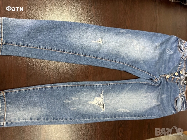 Дамски дънки с копчета 